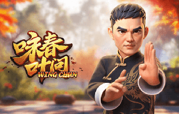 瑟尔洛特高高跃起头球攻门，卢宁飞扑把球摘下